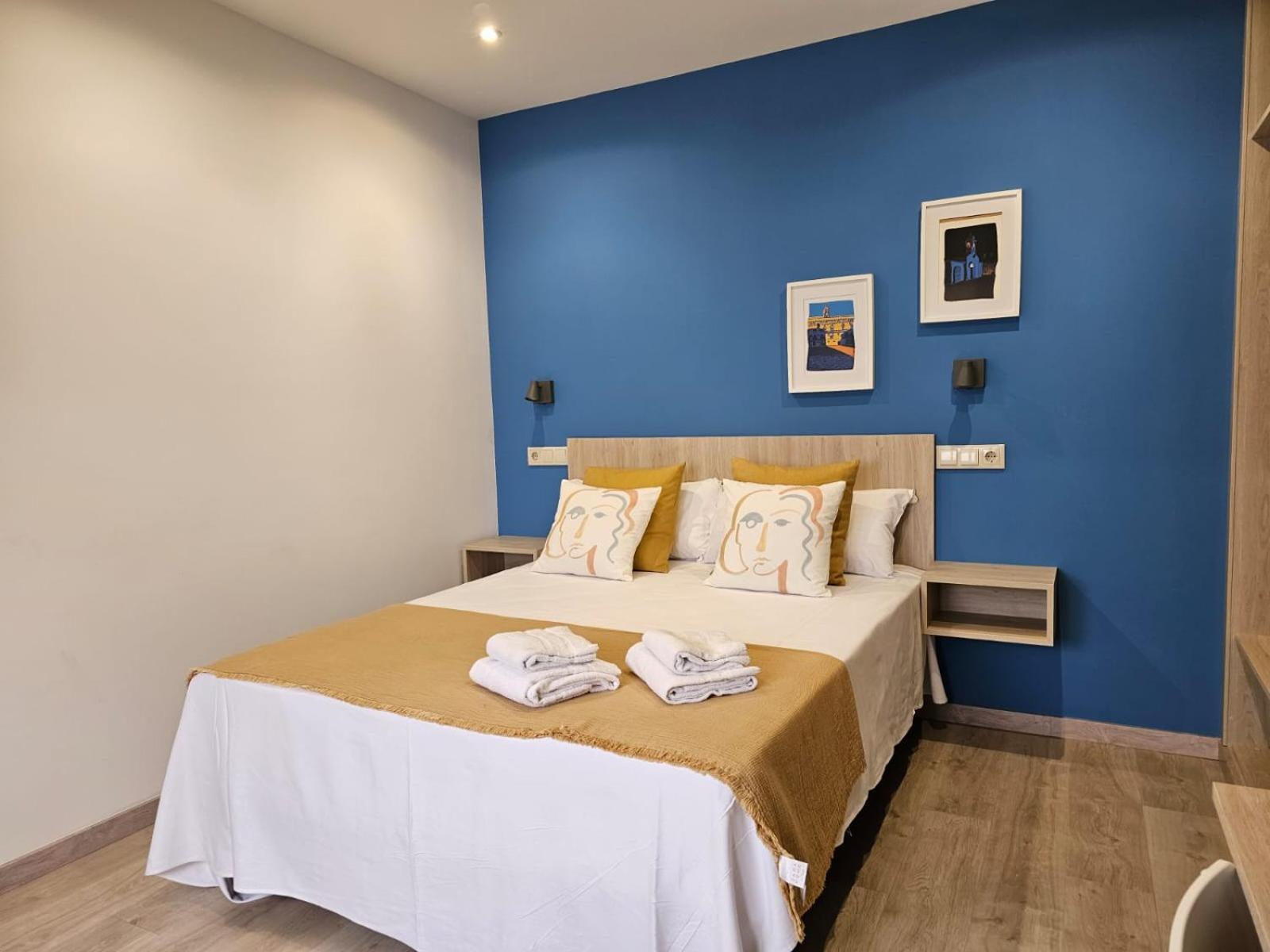 Inicia Avio Apartamentos Saint-Jacques-de-Compostelle Extérieur photo