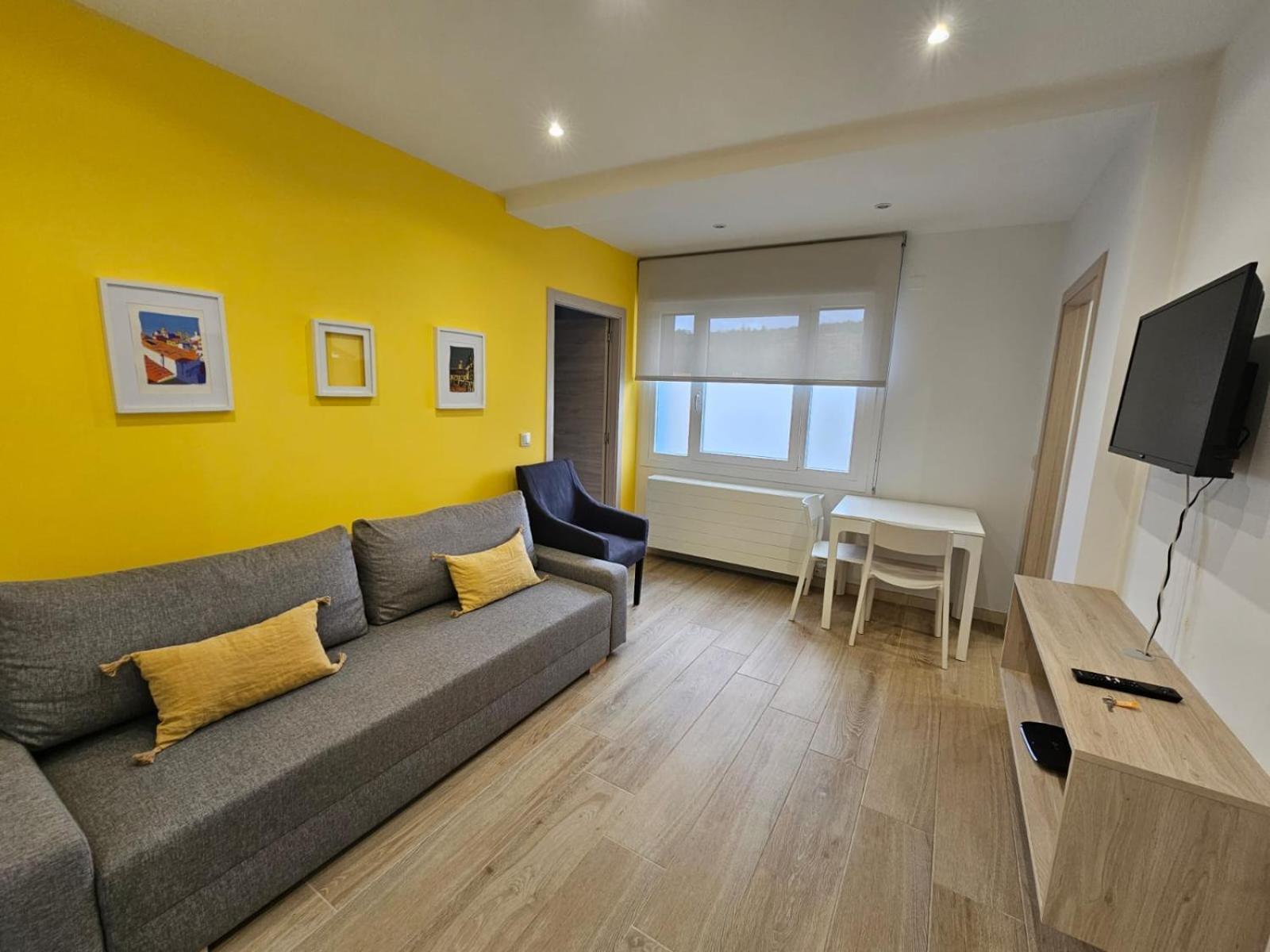 Inicia Avio Apartamentos Saint-Jacques-de-Compostelle Extérieur photo